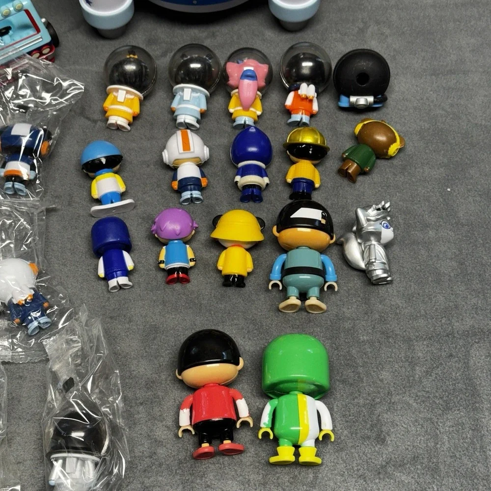 Ryan's World Galaxy 1 Rocket Ship Playset Car Lot Of 23 Figures Bonkers 2020